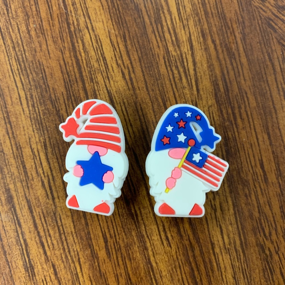 NWT Patriotic Gnome jibitz/croc charms